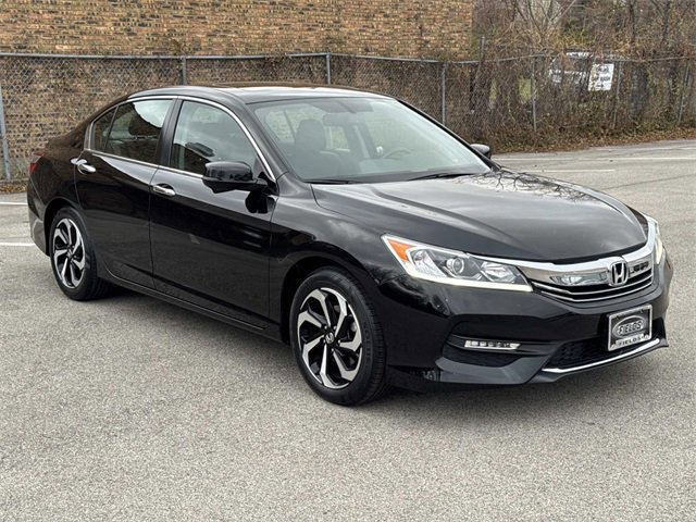 2017 Honda Accord EX-L photo 3