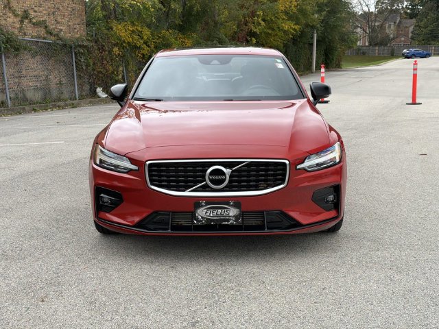Used 2019 Volvo S60 T6 R-Design Sedan