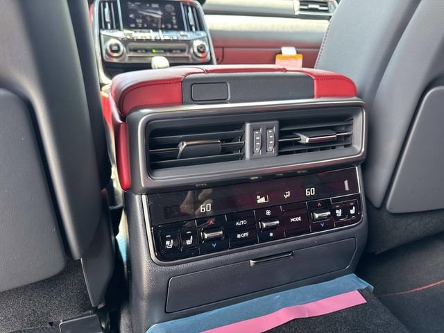 2026 Lexus LX 700h F-Sport - Photo 16