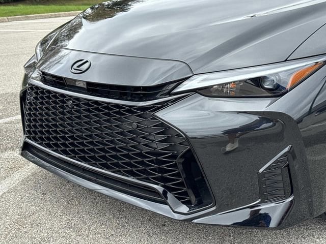 2026 Lexus IS 350 F SPORT DESIGN - Photo 10
