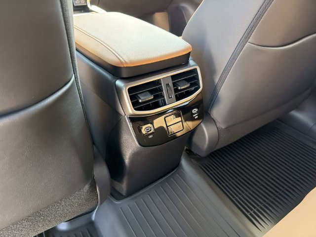2026 Lexus RX 350 Premium - Photo 16