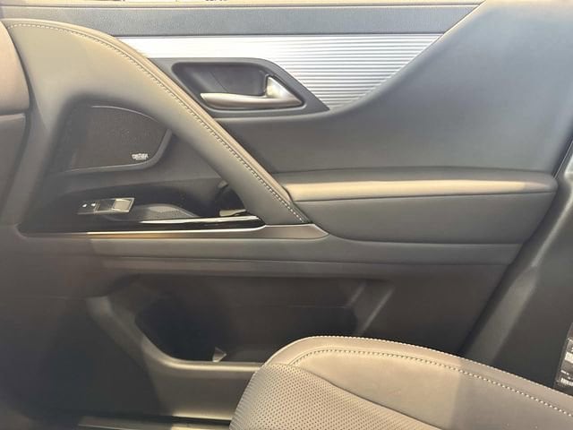 2026 Lexus LX 700h F-Sport - Photo 21
