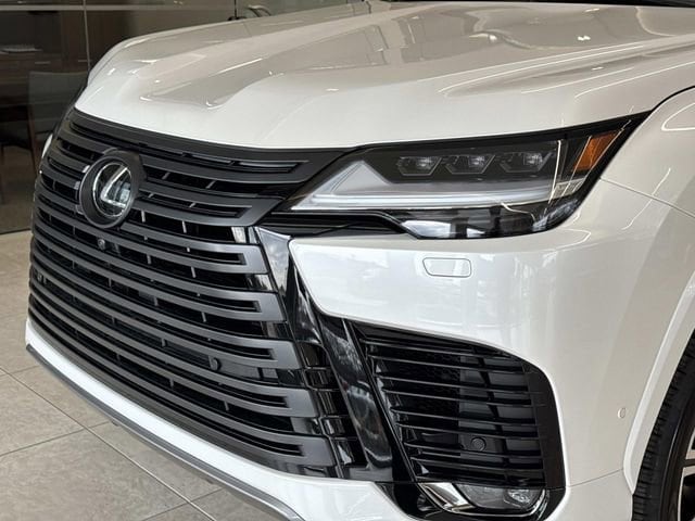 2026 Lexus LX 700h Luxury - Photo 9