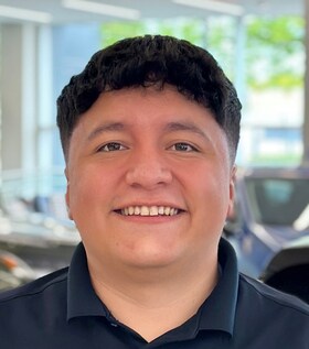 Staff member Abe Yanqui from ID_1af431e597ca