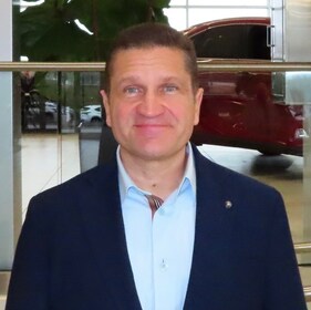 Staff member Sergei Lubetsky from ID_64c9757af172