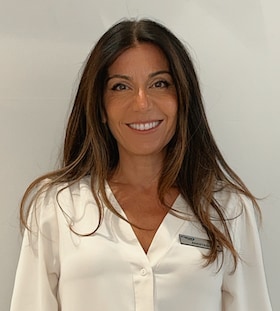 Staff member Anastasia Stergiou from ID_1af431e597ca