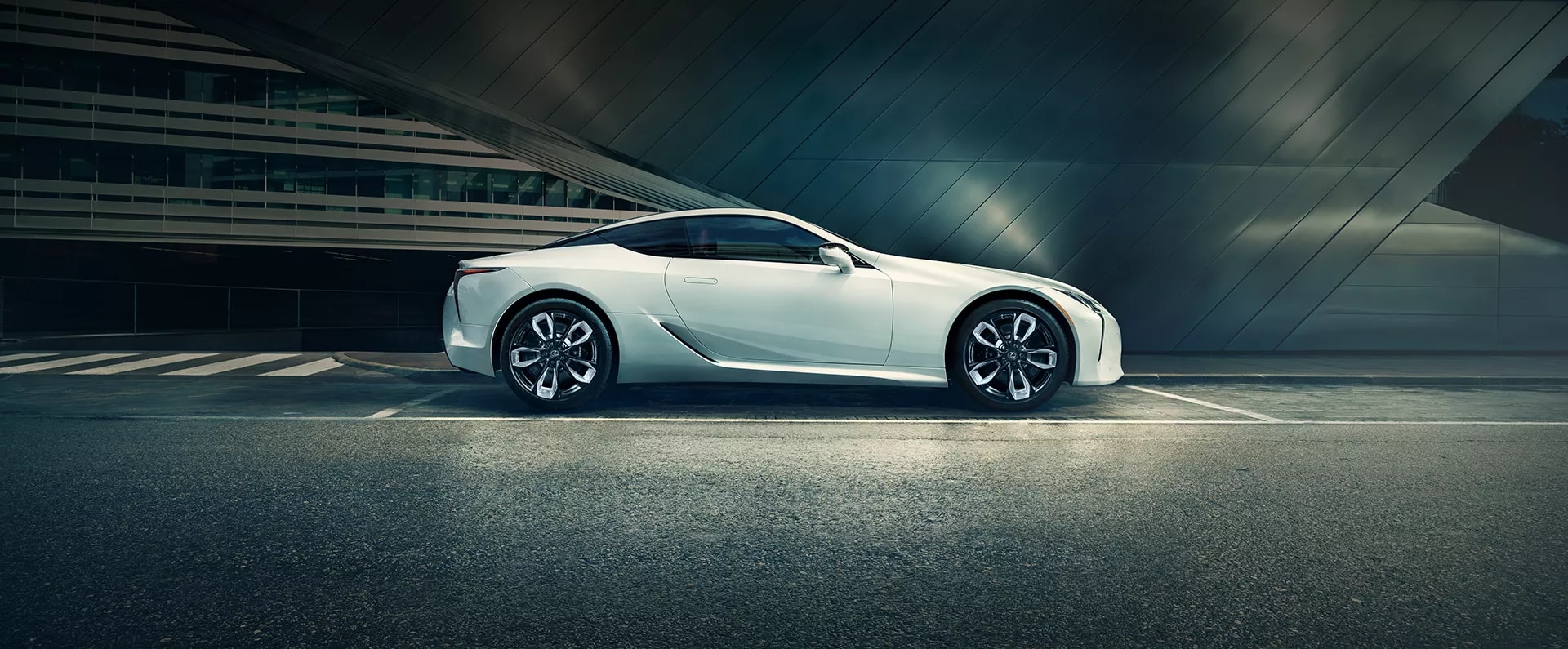 2025 Lexus LC Hybrid