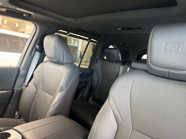 2026 Lexus LX 700h F-Sport - Photo 31