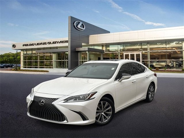 2020 Lexus ES 350's photo