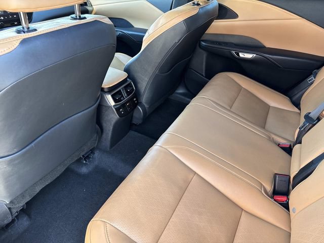2025 Lexus RX 350 - Photo 14