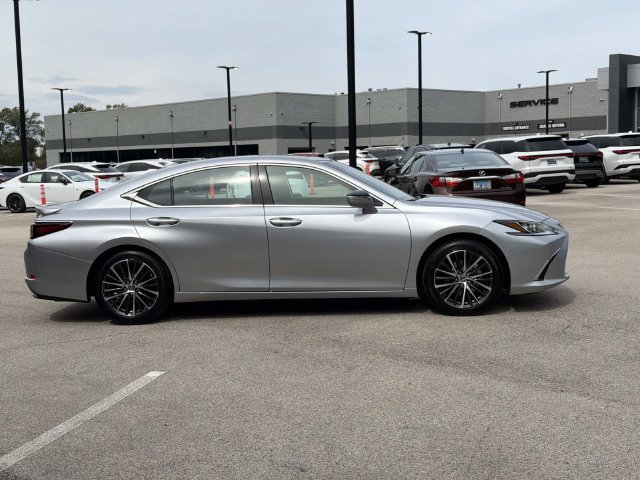 Used 2024 Lexus ES 350 Sedan