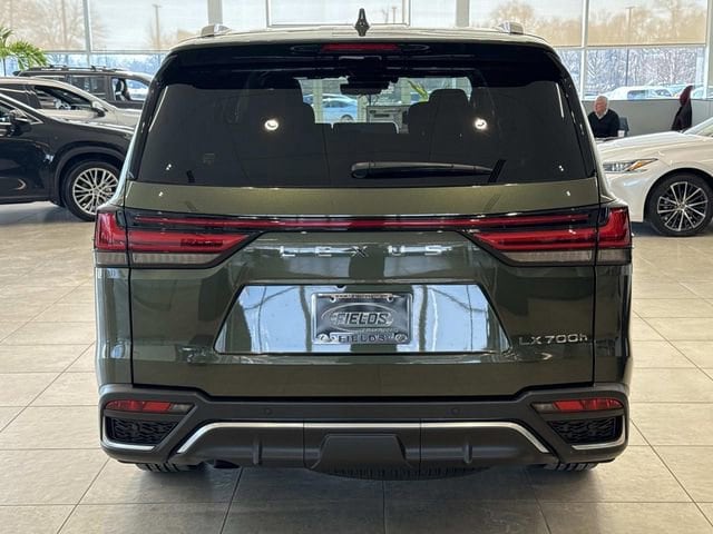2026 Lexus LX 700h F-Sport - Photo 5