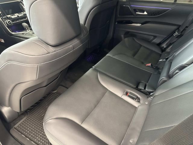 2026 Lexus LX 700h Luxury - Photo 13