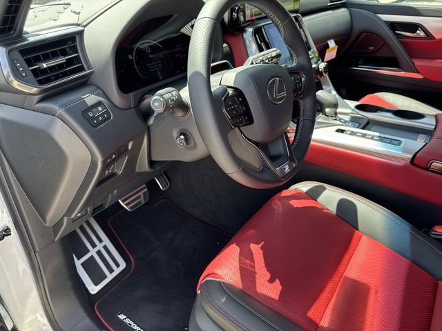 2026 Lexus LX 700h F-Sport - Photo 21