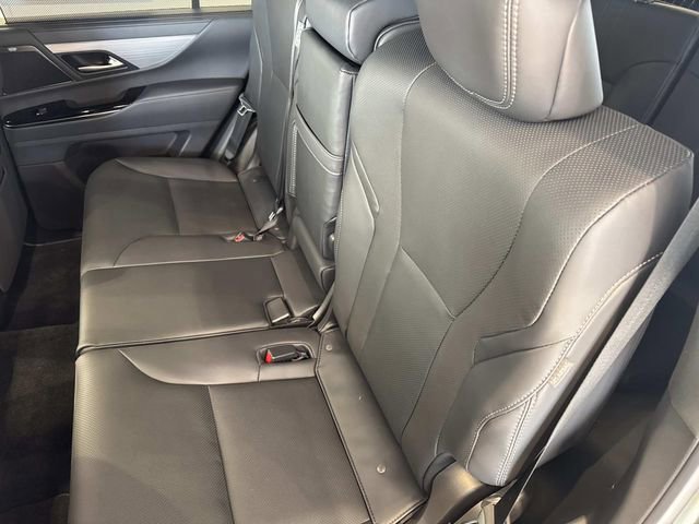 2026 Lexus LX 700h F-Sport - Photo 12