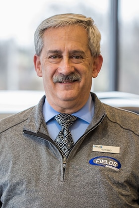Staff member Howard Meron from ID_656528e22e20