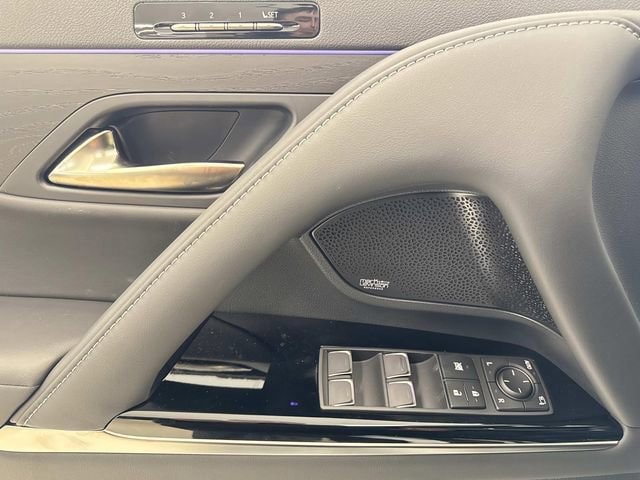 2026 Lexus LX 700h Luxury - Photo 17