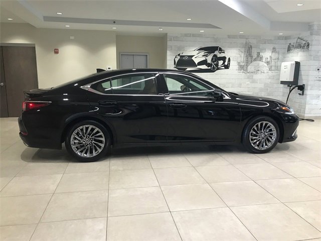 Certified 2024 Lexus ES 350 Luxury with VIN 58AEZ1B1XRU165247 for sale in Glenview, IL