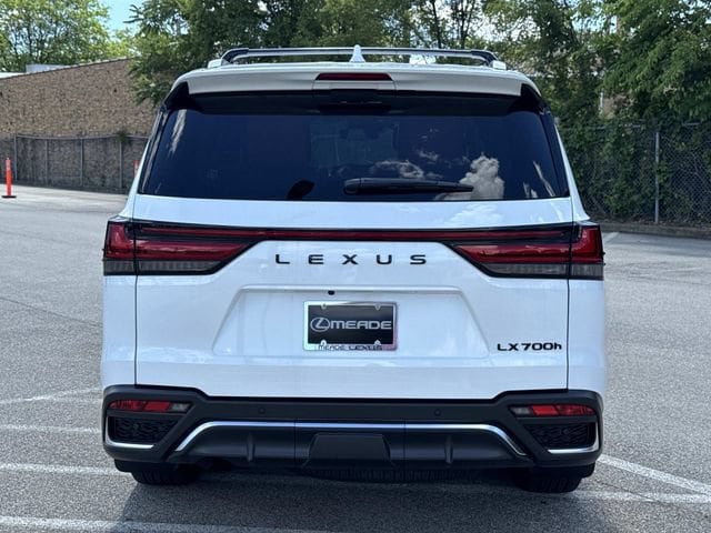 2026 Lexus LX 700h F-Sport - Photo 6