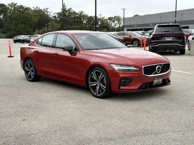 Used 2019 Volvo S60 T6 R-Design Sedan