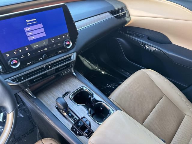 2025 Lexus RX 350 - Photo 27