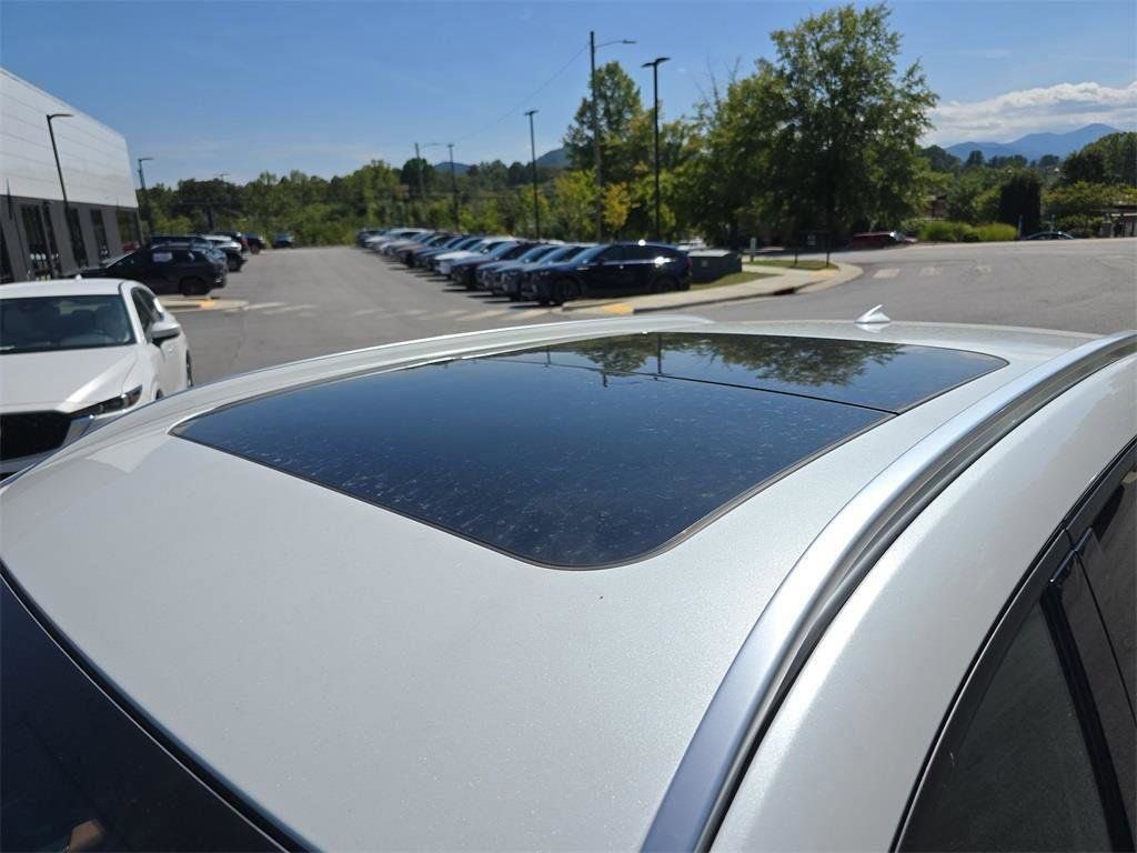 2025 Mazda CX-50 Premium - Photo 9