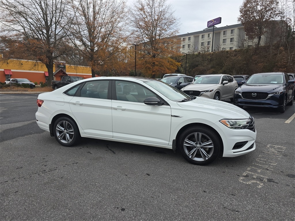 2019 Volkswagen Jetta R-Line