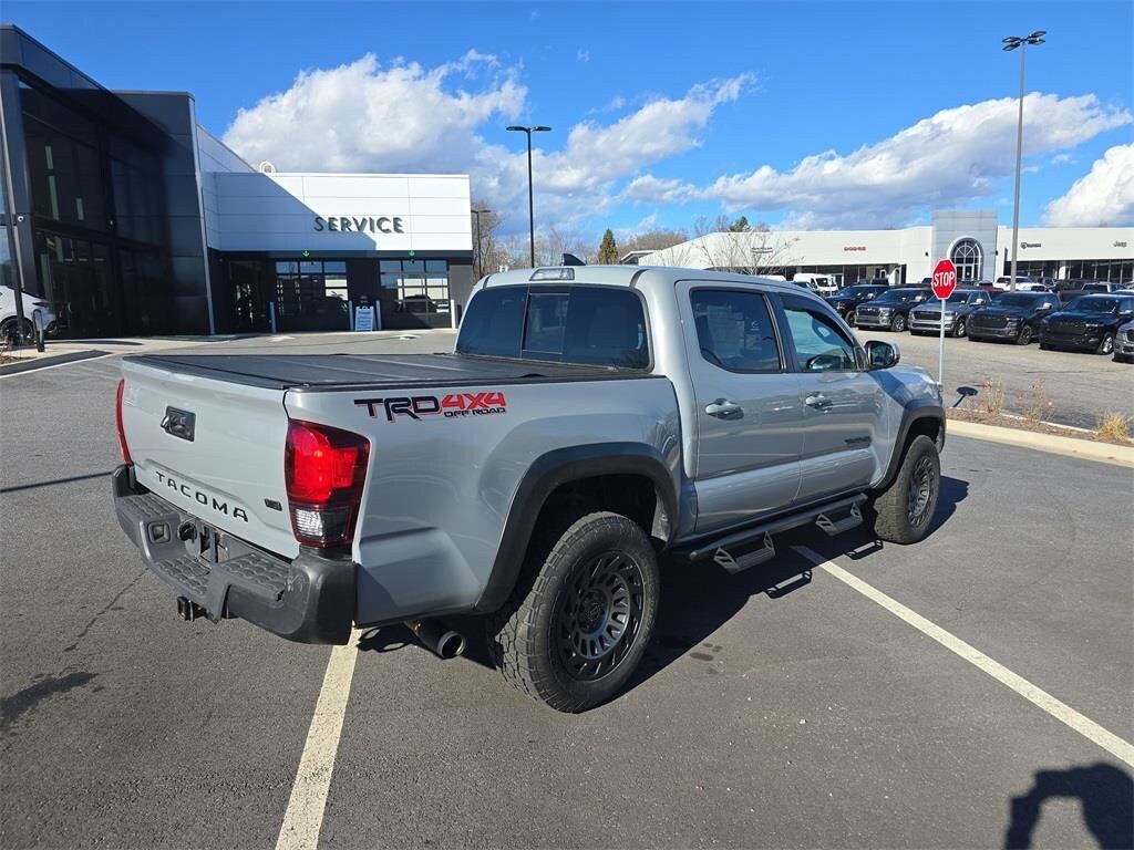 2019 Toyota Tacoma SR5 photo 3