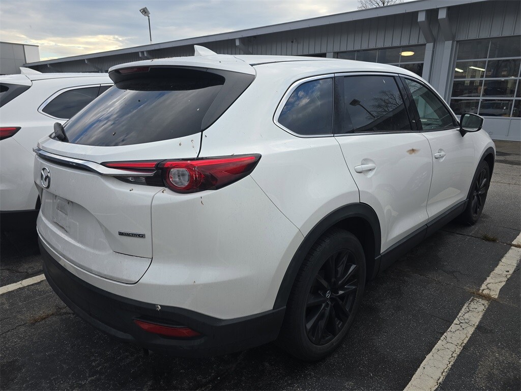 2023 Mazda CX-9 Touring photo 2