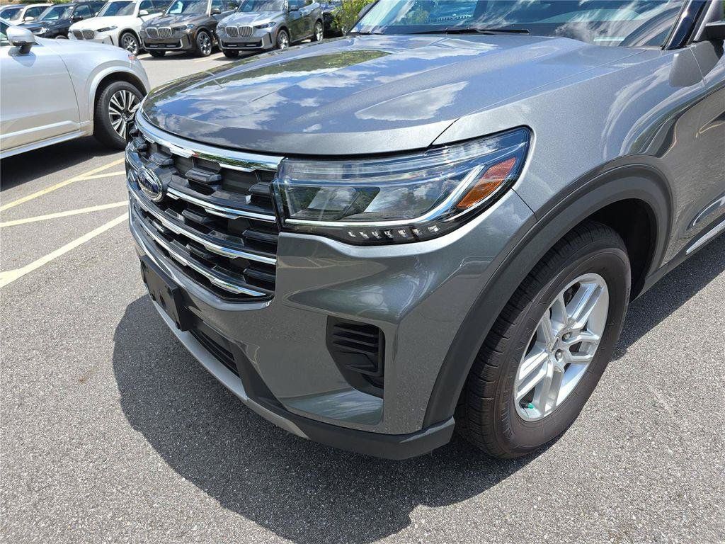 2025 Ford Explorer Active - Photo 9