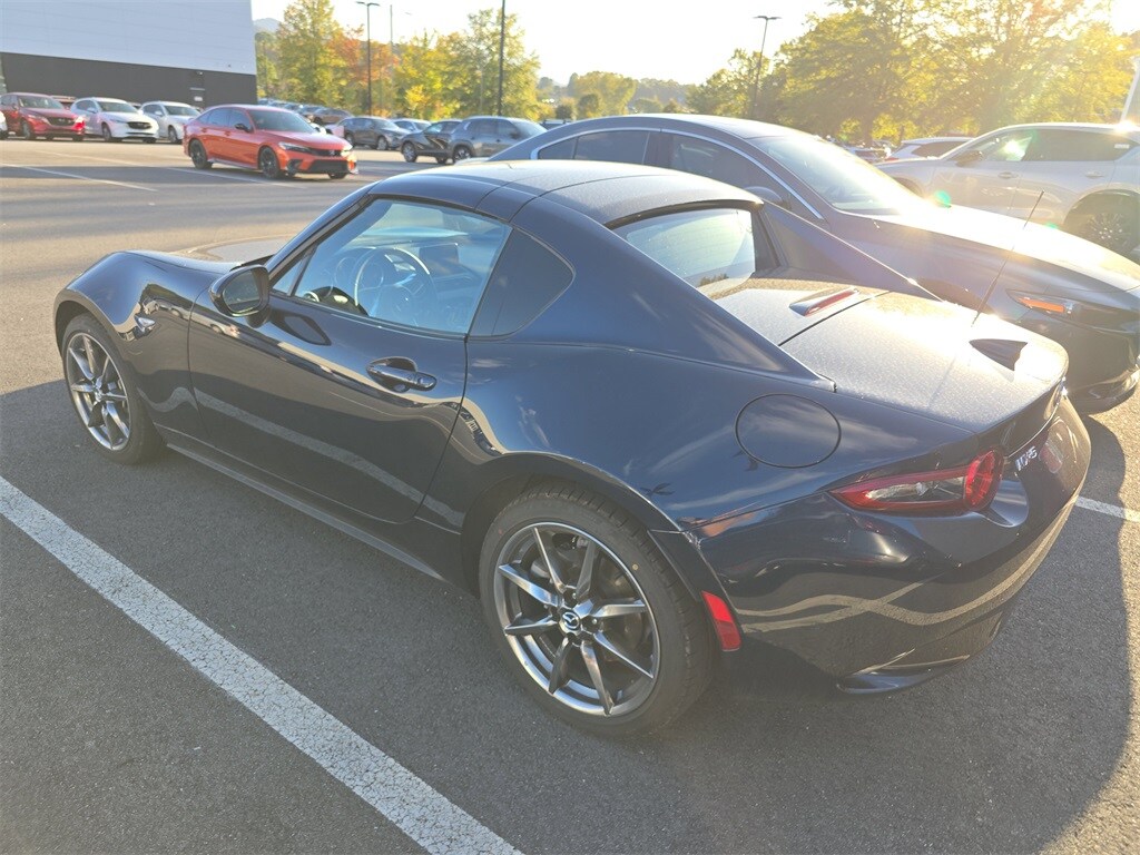 2021 Mazda MX-5 Miata RF Miata Grand Touring photo 3