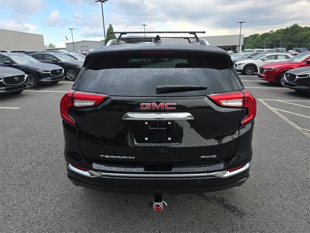 2022 Gmc Terrain Denali photo 2