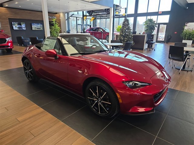 2025 Mazda MX-5 Miata Grand Touring's photo