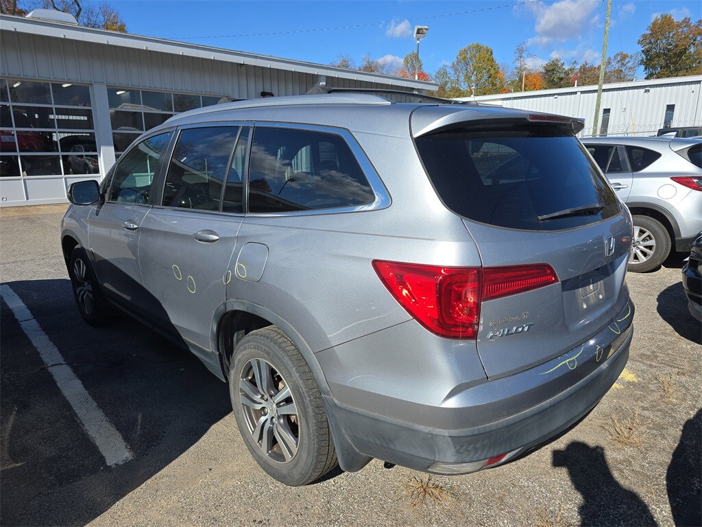 2016 Honda Pilot EX-L photo 3