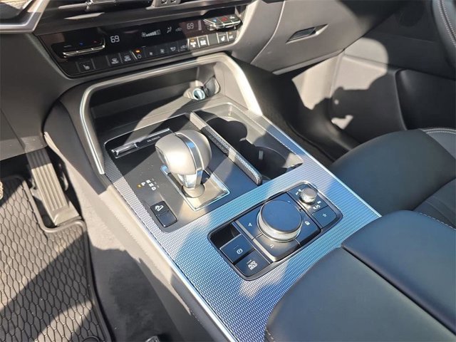 2025 Mazda CX-90 Preferred Package - Photo 16