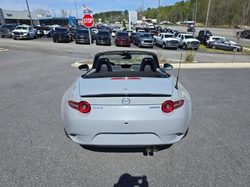 New 2026 Mazda MX-5 MIATA Grand Touring CONVERTIBLE