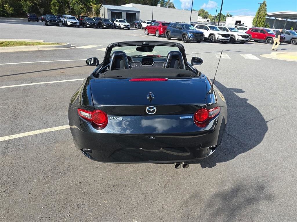 2023 Mazda MX-5 Miata Miata Grand Touring photo 4
