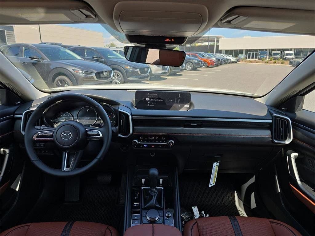 2025 Mazda CX-50 Premium - Photo 11