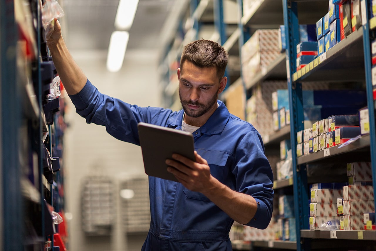 Parts representative with a tablet