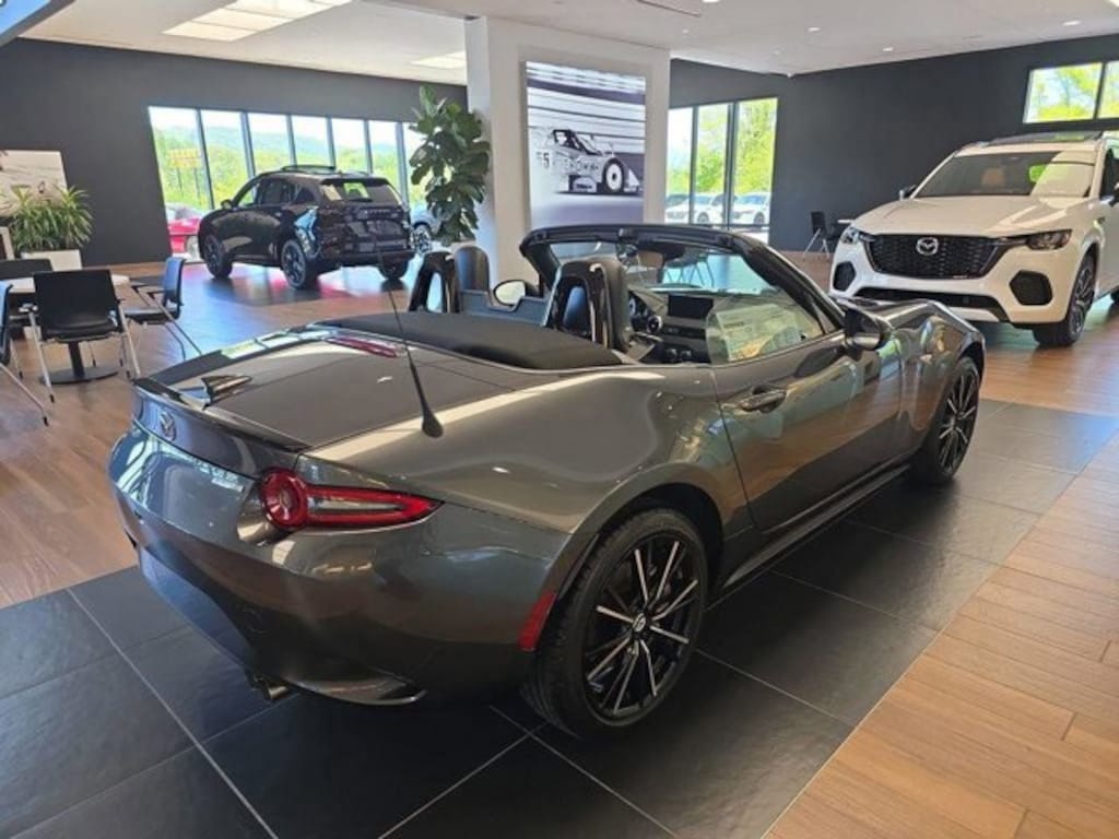 New 2026 Mazda MX-5 MIATA Grand Touring CONVERTIBLE