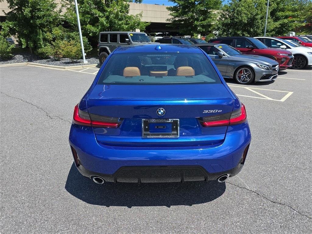 2024 Bmw 330e photo 4