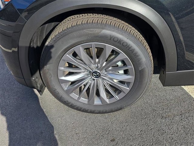 2025 Mazda CX-90 Preferred Package - Photo 8