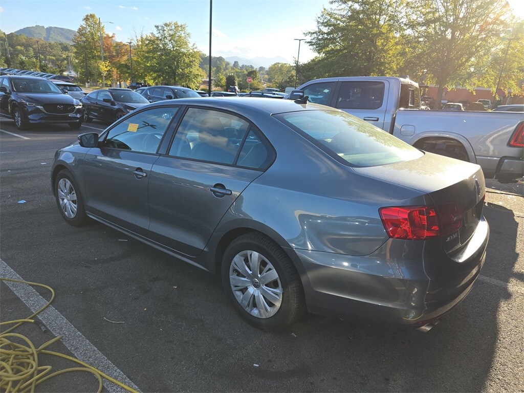 2014 Volkswagen Jetta 1.8T SE photo 3