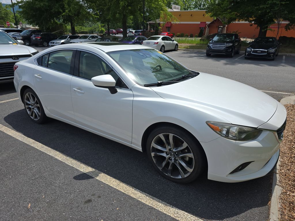 2015 Mazda EZ-6 i Grand Touring Auto's photo