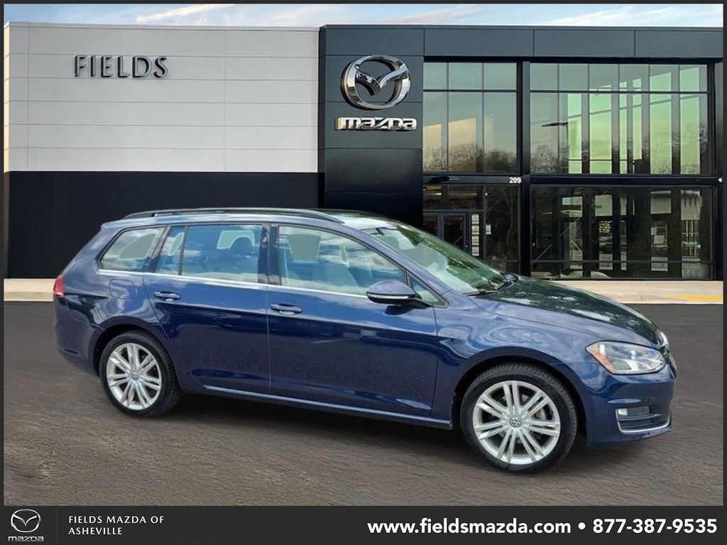 2015 Volkswagen Golf SportWagen TDI SE DSG's photo