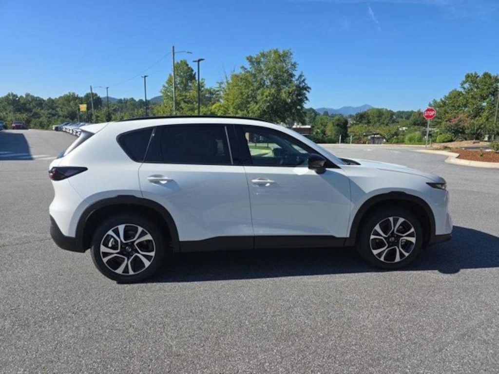New 2026 Mazda CX-5 2.5 S Preferred AWD Sport Utility