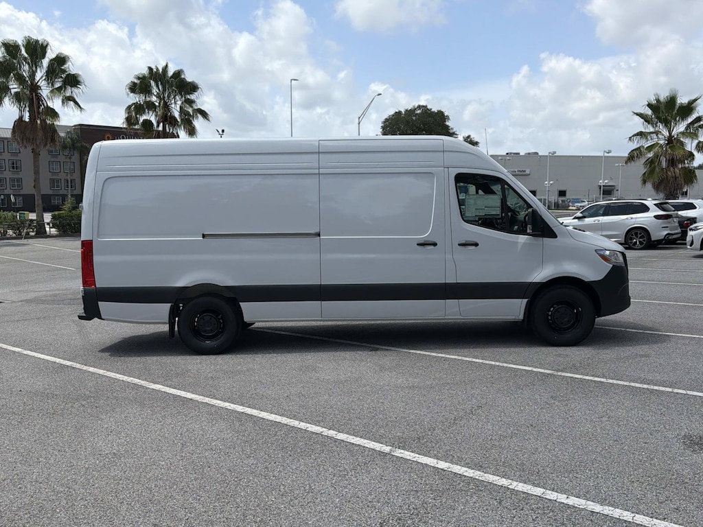 New 2026 Mercedes-Benz Sprinter 2500 High Roof 4-Cyl Diesel