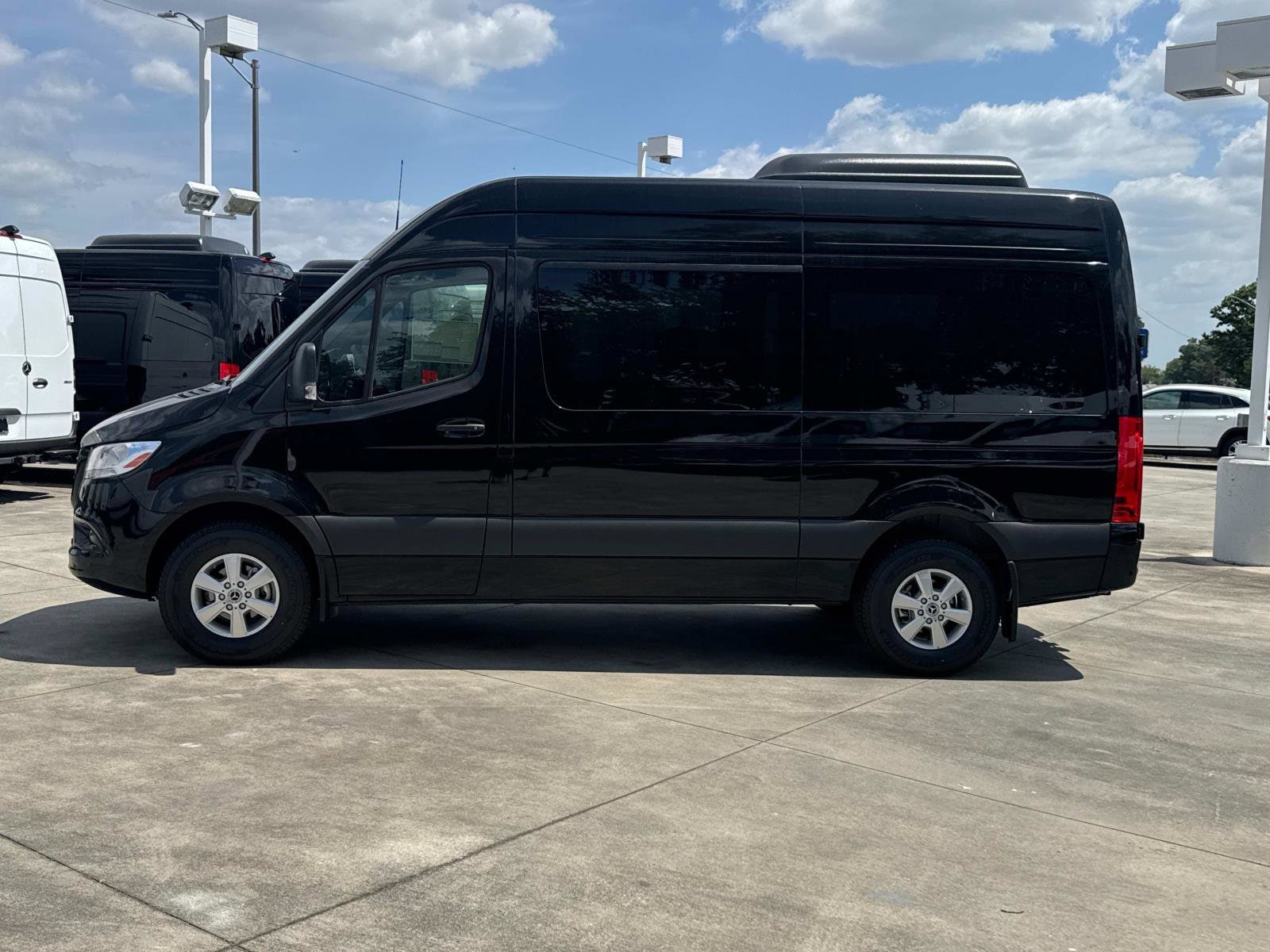 2025 Mercedes-Benz Sprinter Passenger Van Base - Photo 13