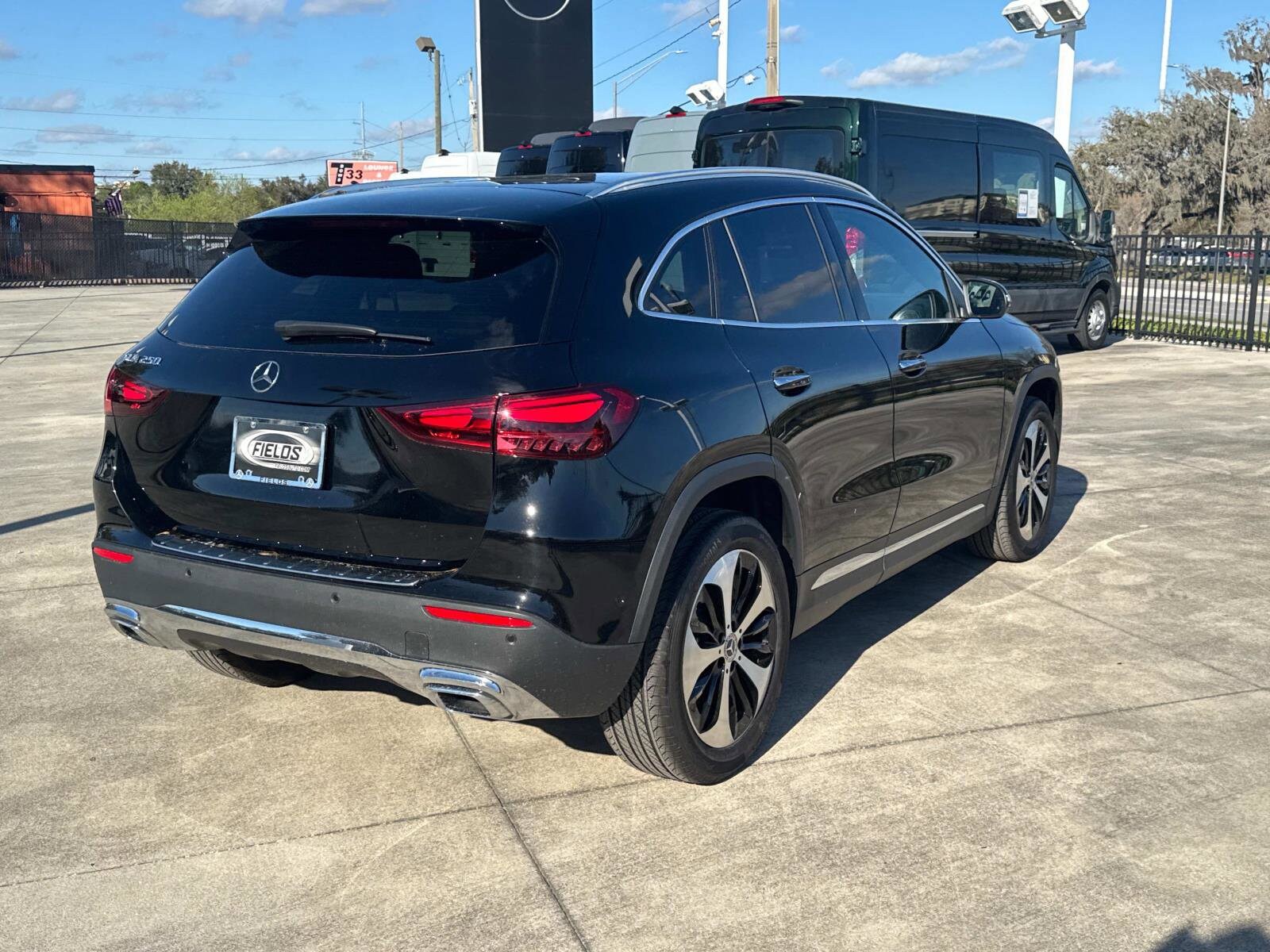2025 Mercedes Benz GLA 250 photo 3