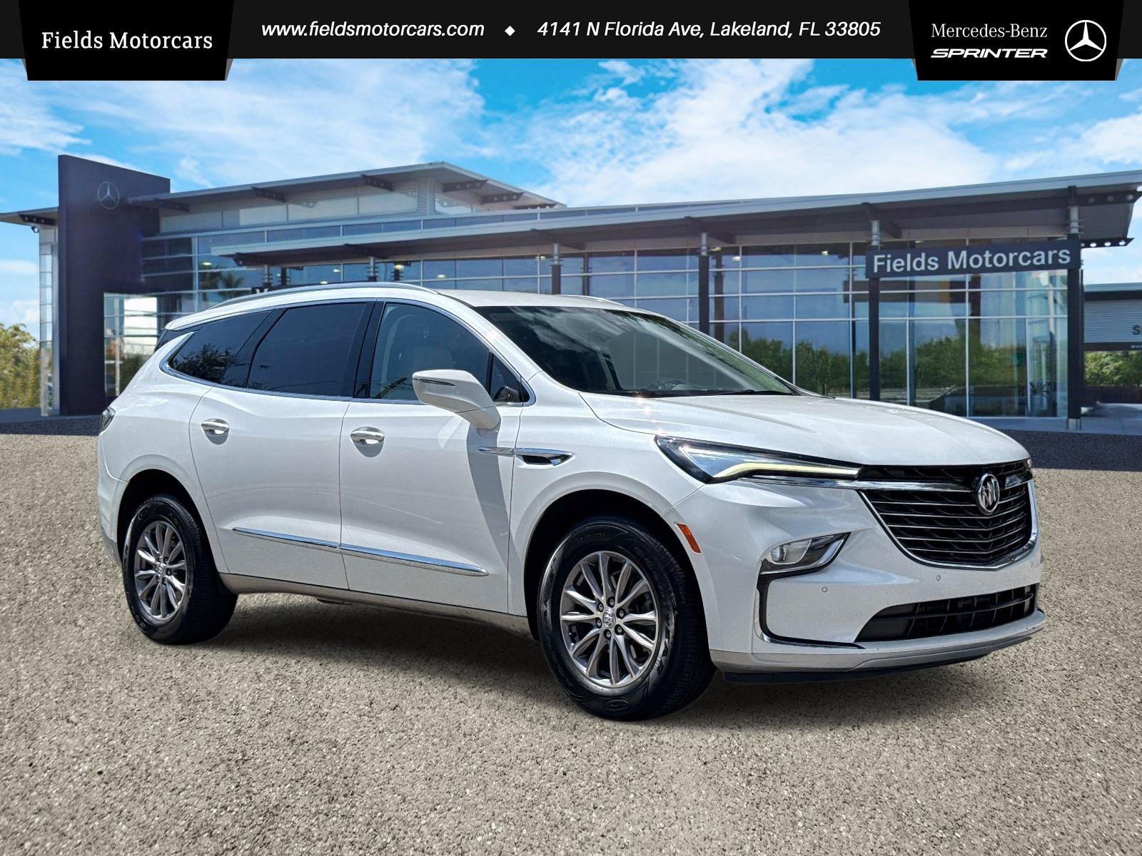 2023 Buick Enclave Essence